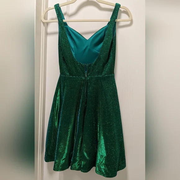 Sparkling Green Dress - Picture 3 of 10